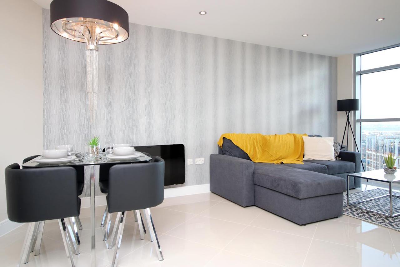 The Skyline - Luxury City Centre Flat With Designated Parking Cardiff Exteriör bild