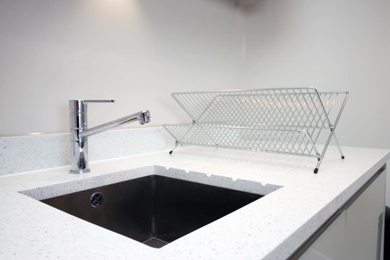 The Skyline - Luxury City Centre Flat With Designated Parking Cardiff Exteriör bild